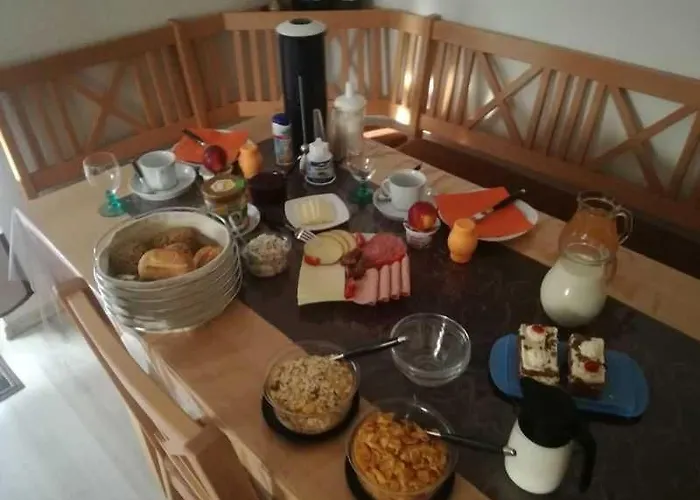 ホームステイ Gaestezimmer Klein