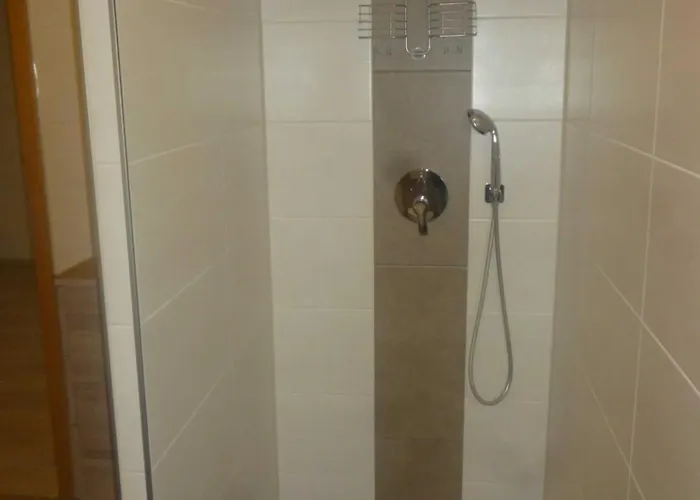 Gaestezimmer Klein ホームステイ