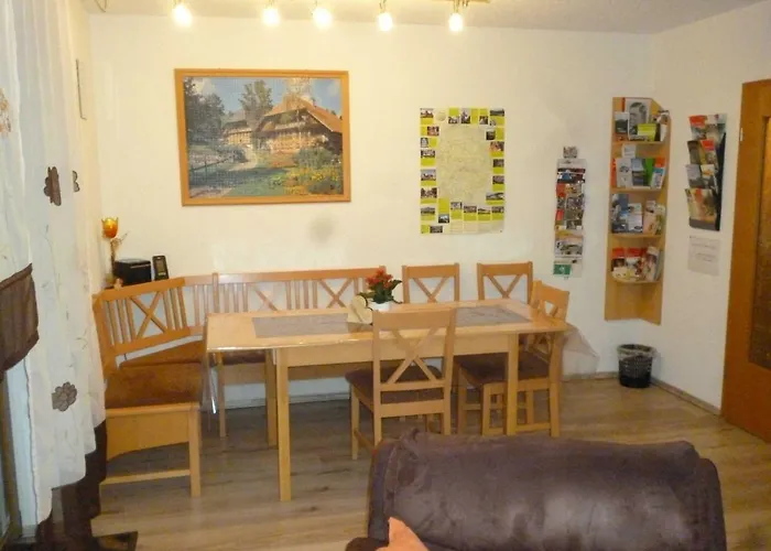 Gaestezimmer Klein ホームステイ Heiligenstadt in Oberfranken